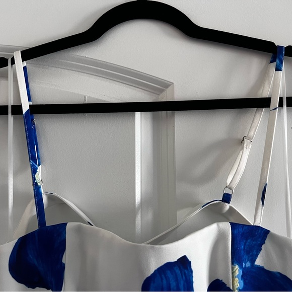 SAU LEE blue and white floral gown - Picture 6 of 6